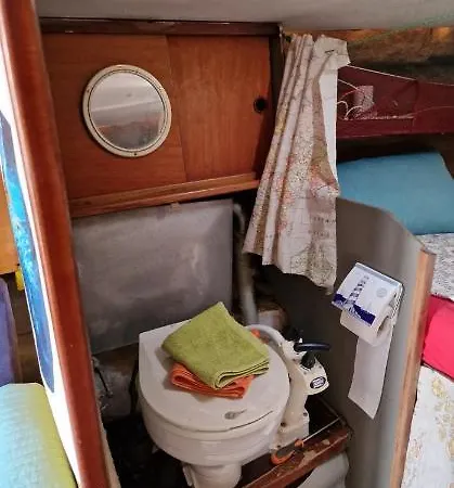 Båthotell El Barquito De *